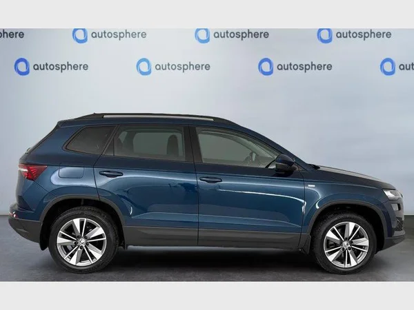 Skoda Karoq (2022) — foto 9 van 15