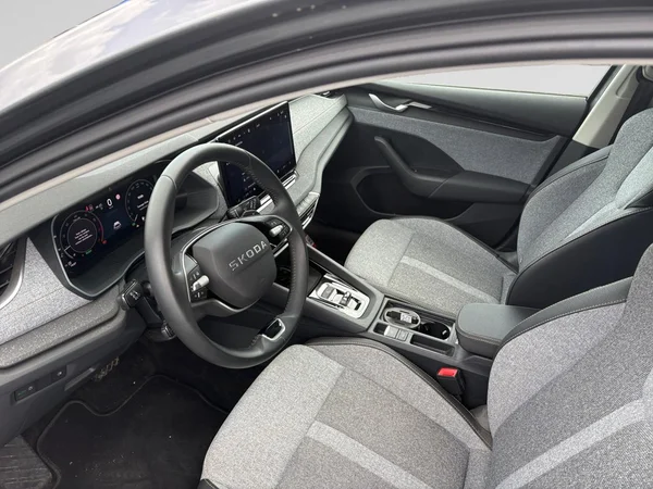 SKODA Octavia Combi (2025) — foto 24 van 24
