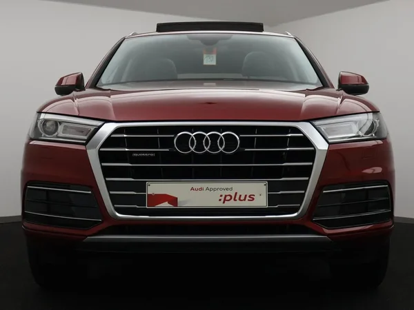 Audi Q5 (2017) — foto 23 van 28
