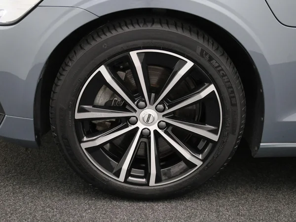 Volvo V60 (2022) — foto 9 van 41