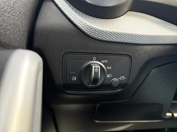 AUDI Q2 (2022) — foto 7 van 22