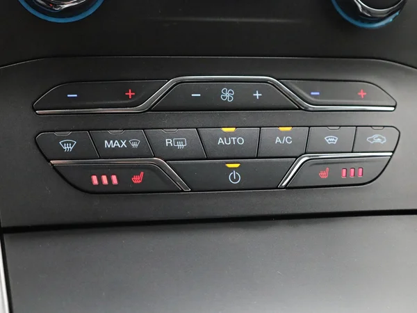 Ford S-Max (2022) — foto 15 van 41
