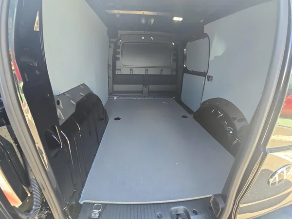 VOLKSWAGEN Caddy Maxi Van Dsl (2026) — foto 14 van 24