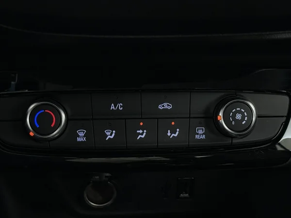 OPEL Corsa (2022) — foto 17 van 27