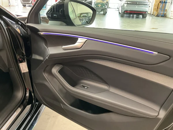 AUDI A6 Avant (2025) — foto 16 van 23