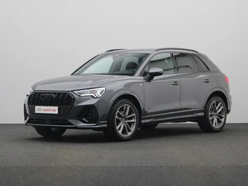 AUDI Q3 (2023)
