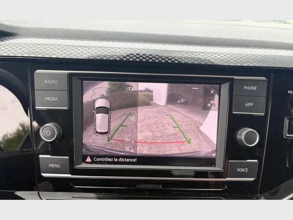 Volkswagen Taigo (2024) — foto 10 van 21