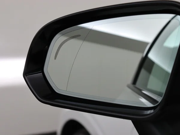VOLVO V60 (2024) — foto 25 van 32