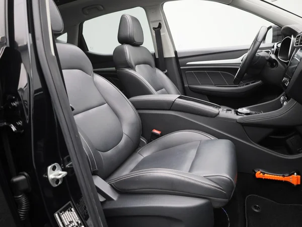 MG ZS EV (2021) — foto 27 van 42