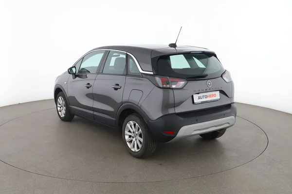 Opel Crossland X (2022) — foto 10 van 16