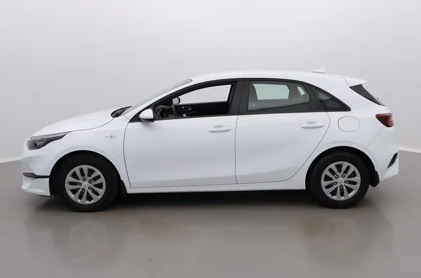 Kia Ceed (2023) — foto 11 van 18