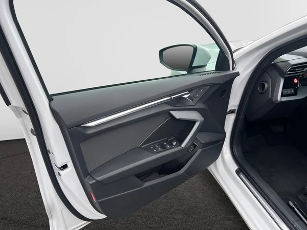 AUDI A3 Sportback (2025) — foto 2 van 24