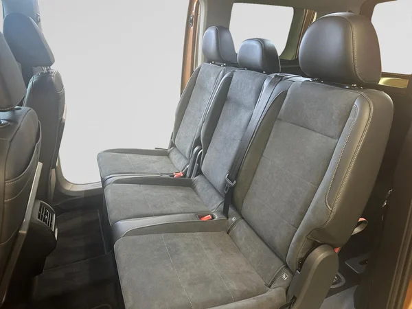 VOLKSWAGEN Caddy Maxi eHybrid (PHEV) (2026) — foto 3 van 11