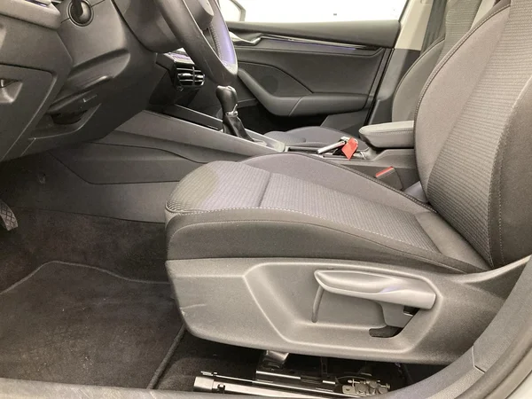 SKODA Octavia SW (2024) — foto 18 van 35