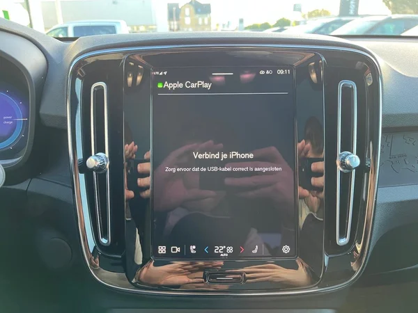 VOLVO C40 (2023) — foto 18 van 22