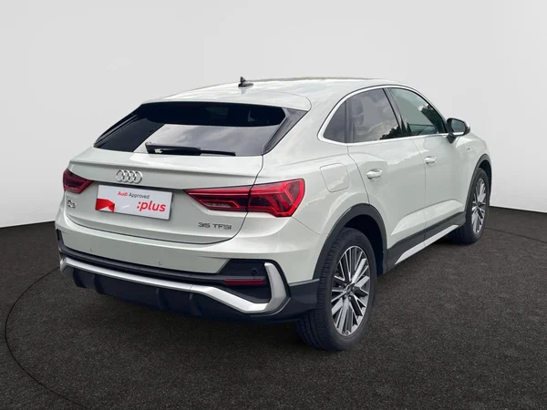 AUDI Q3 Sportback (2025) — foto 10 van 20