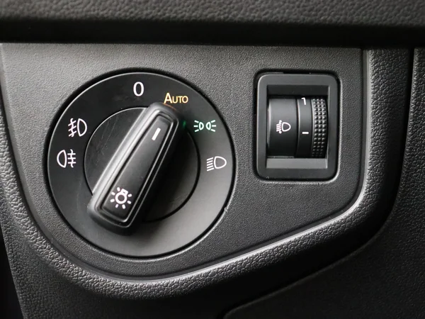 VOLKSWAGEN Polo (2023) — foto 18 van 27