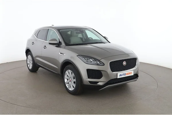 Jaguar E-Pace (2020) — foto 14 van 16