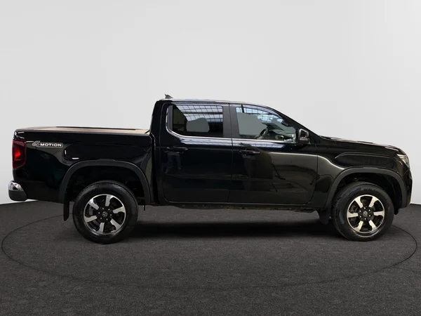 VOLKSWAGEN Amarok Double Cab Dsl (2023) — foto 15 van 18