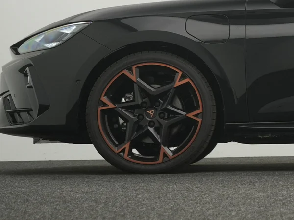 CUPRA Leon e-Hybrid (PHEV) (2025) — foto 7 van 10