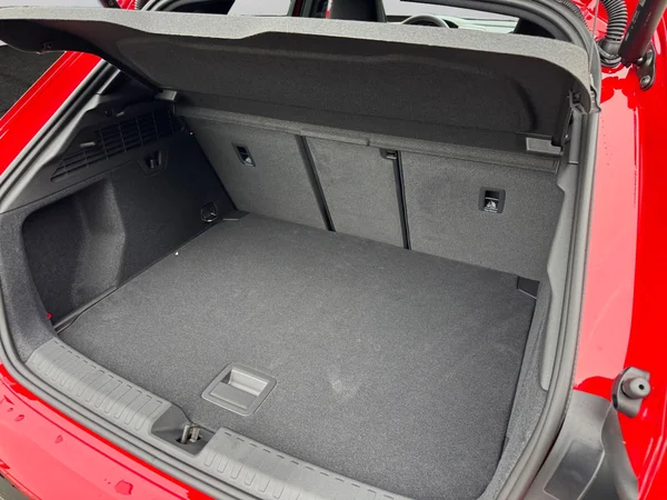 AUDI A3 Sportback PHEV (2025) — foto 6 van 16