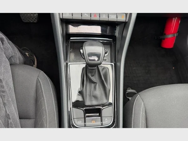 Skoda Karoq (2020) — foto 16 van 29