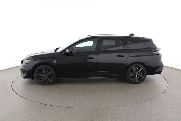 Peugeot 308 (2023) — foto 9 van 16