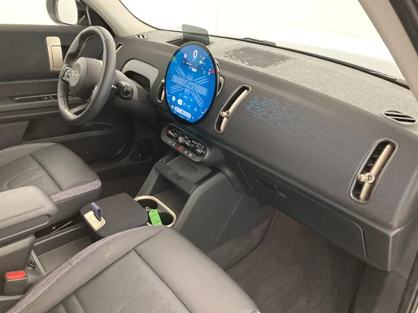 MINI Mini Countryman (U25) (2024) — foto 34 van 36