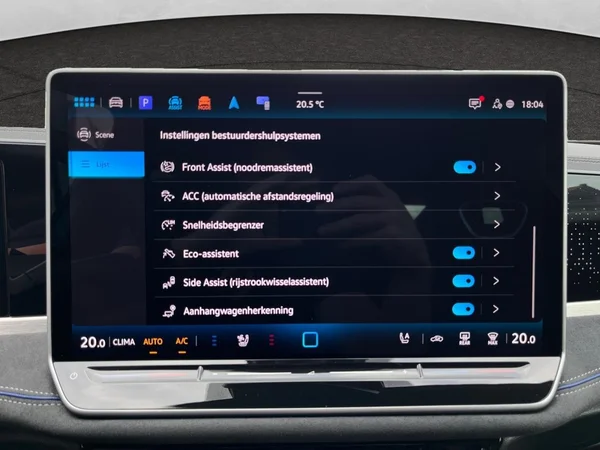 VOLKSWAGEN Passat SW (2025) — foto 10 van 22