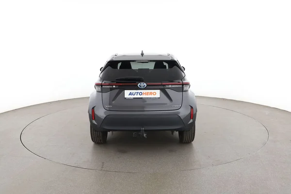 Toyota Yaris Cross (2022) — foto 11 van 16