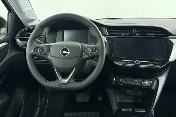 Opel Corsa (2025) — foto 2 van 28