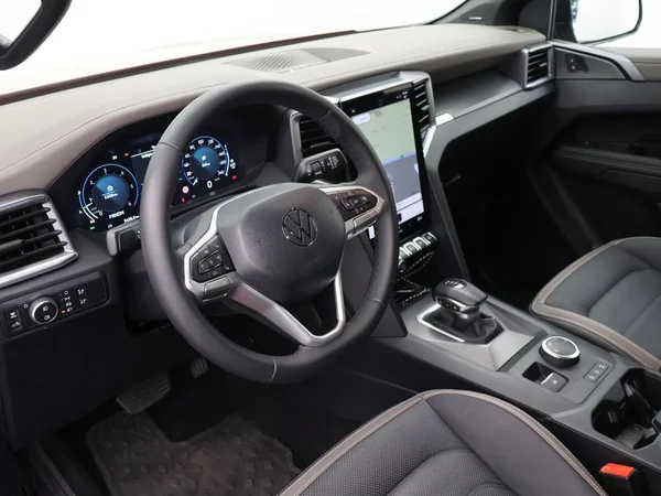 VOLKSWAGEN Amarok Double Cab Dsl (2026) — foto 10 van 27
