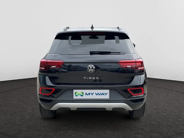 VOLKSWAGEN T-Roc (2023) — foto 14 van 21