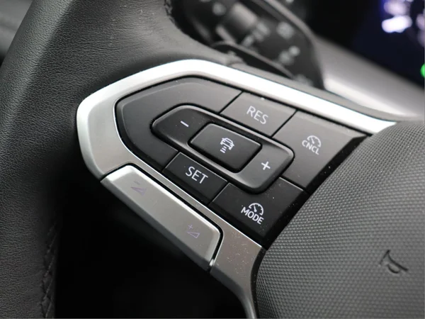 VOLKSWAGEN Tayron (2025) — foto 13 van 13