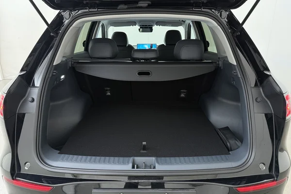 GEELY E5 (2026) — foto 16 van 20