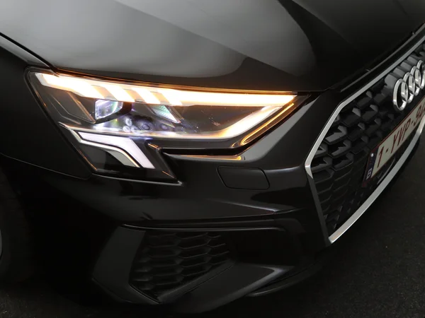 AUDI A3 Sportback (2024) — foto 18 van 23