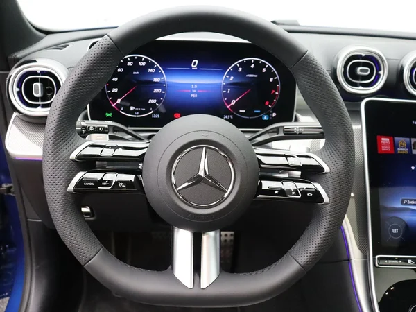Mercedes-Benz C-Klasse (2026) — foto 4 van 27
