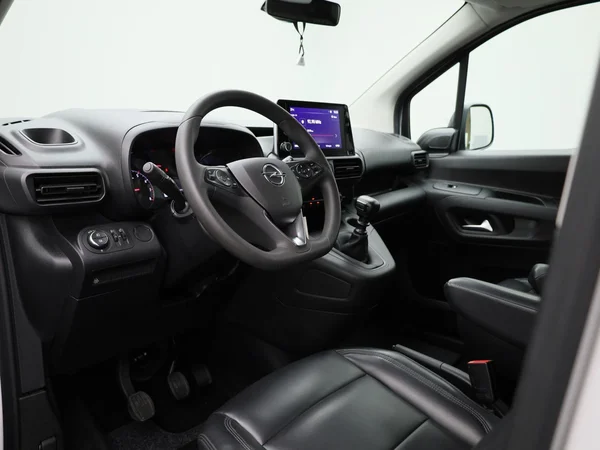 Opel Combo Life (2023) — foto 24 van 39