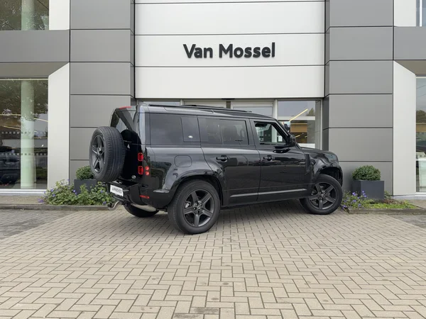 Land Rover Defender (2022) — foto 27 van 31