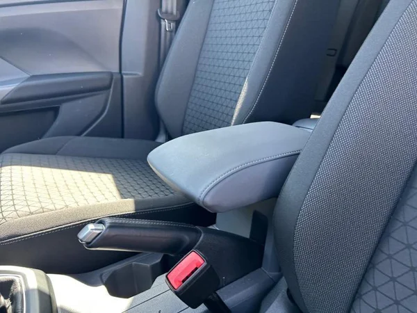 VOLKSWAGEN T-Cross (2021) — foto 16 van 31