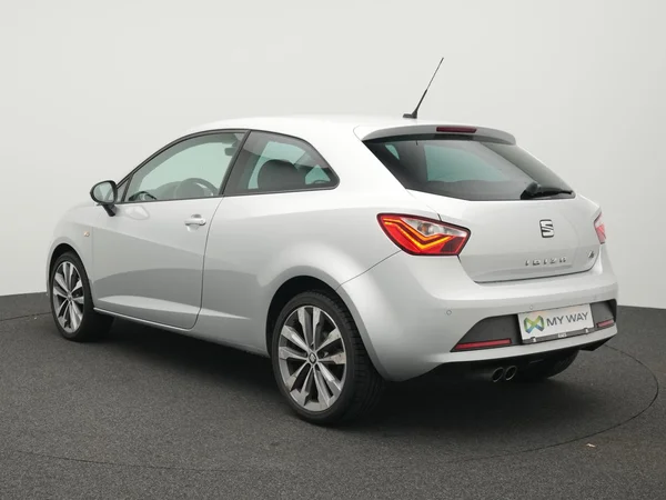 SEAT Ibiza SC (2015) — foto 23 van 28