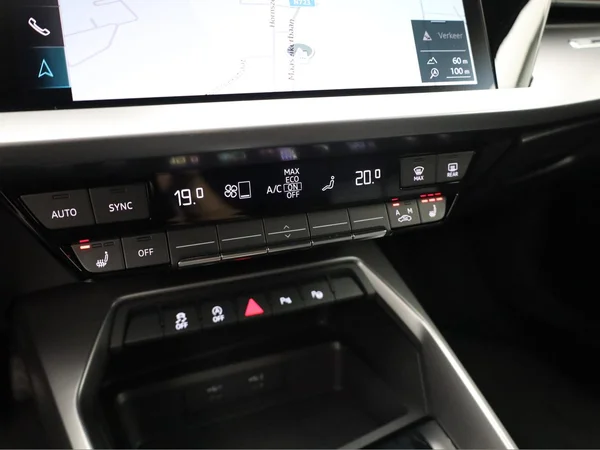 AUDI A3 Sportback Dsl (2023) — foto 10 van 21