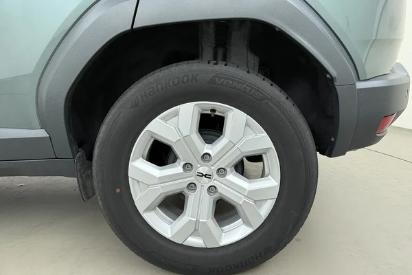 Dacia Duster (2026) — foto 13 van 16
