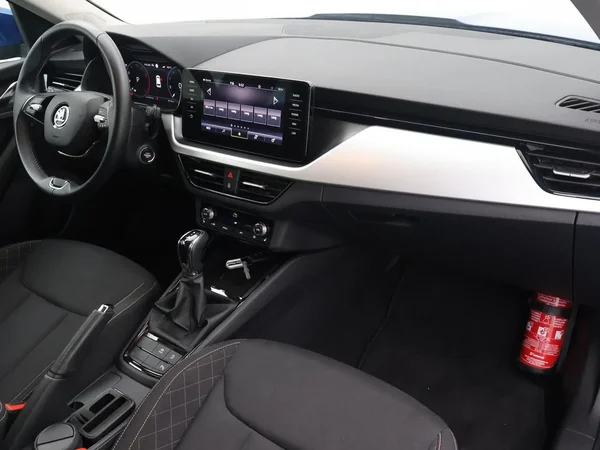 Škoda Kamiq (2024) — foto 2 van 28