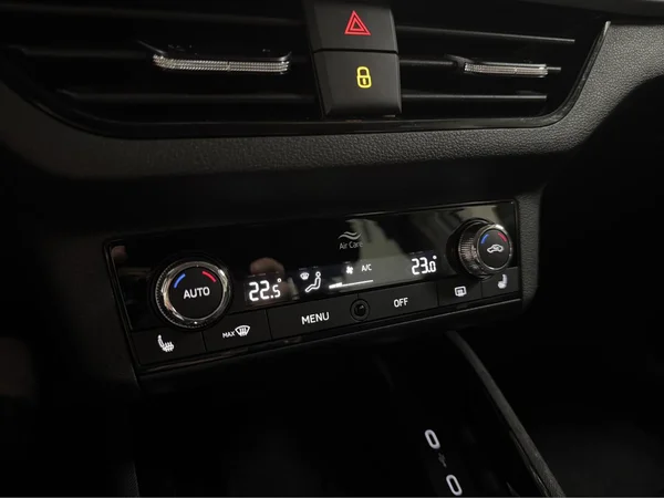SKODA Kamiq (2023) — foto 5 van 13