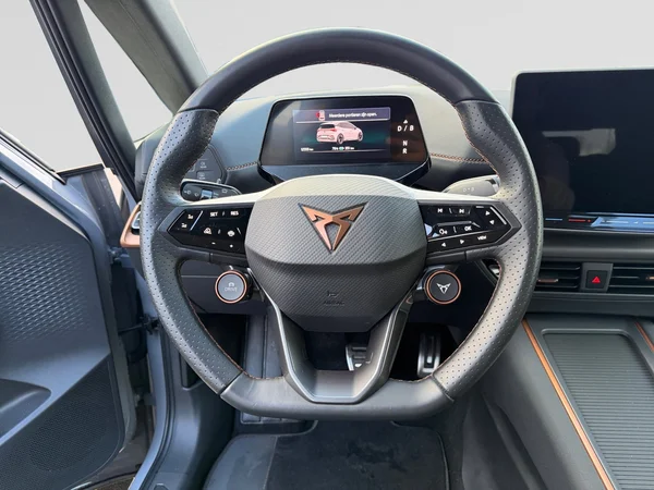 CUPRA Born (2025) — foto 3 van 24