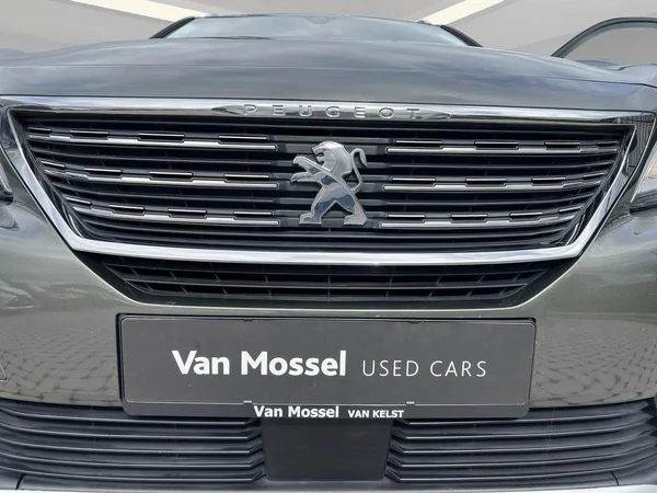Peugeot 5008 (2020) — foto 13 van 22