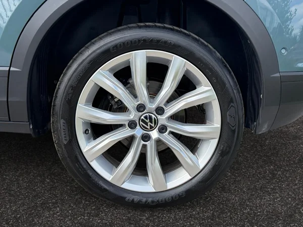 VOLKSWAGEN T-Roc (2025) — foto 15 van 19
