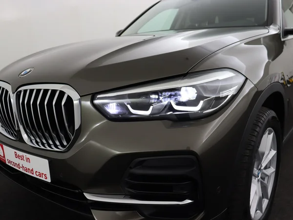 BMW X5 (2022) — foto 27 van 33