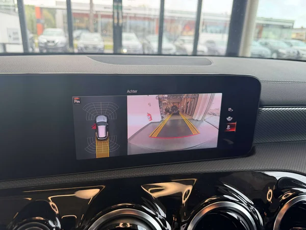 Mercedes-Benz CLA (2023) — foto 4 van 21